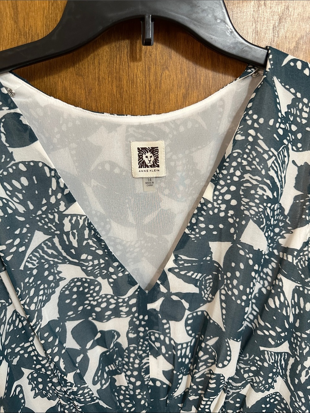 Anne Klein Teal and White Floral V-Neck Dress